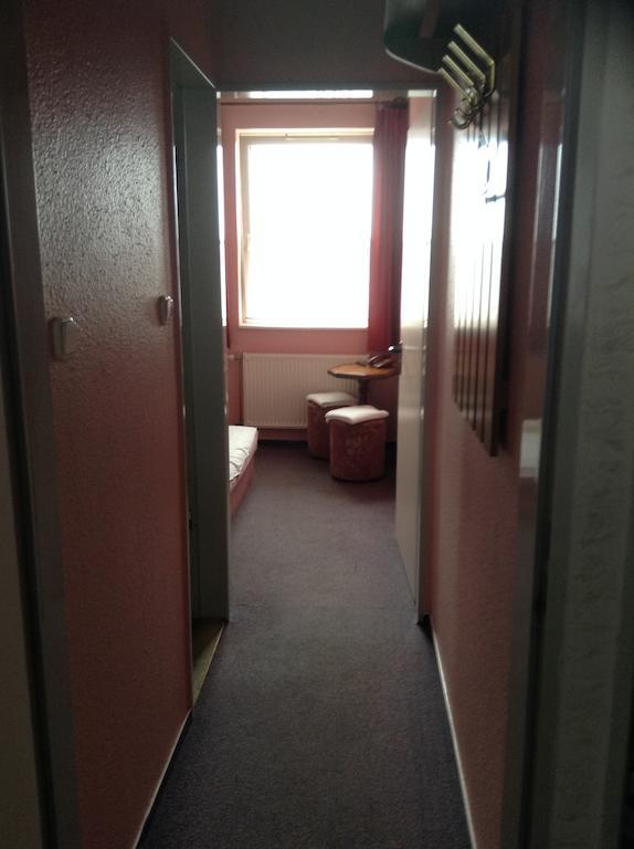 Panama Motel セーケシュフェヘールヴァール 部屋 写真