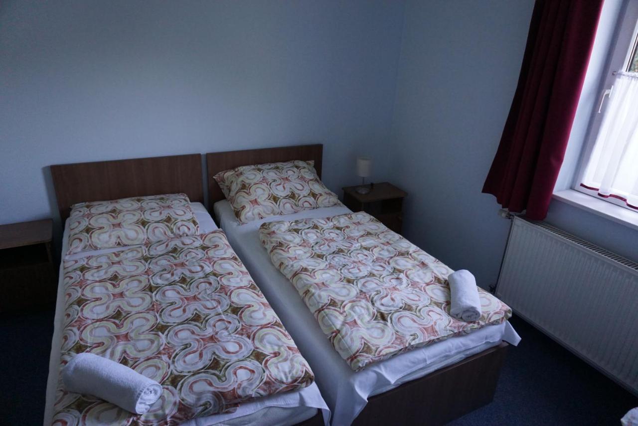 Panama Motel セーケシュフェヘールヴァール エクステリア 写真
